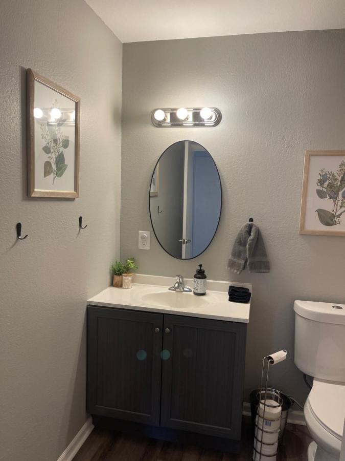 The Deannie Apt #6 - Simple And Homey 2Bd W/ Wifi Hamilton 外观 照片