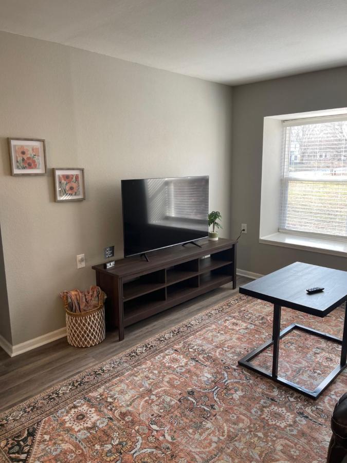 The Deannie Apt #6 - Simple And Homey 2Bd W/ Wifi Hamilton 外观 照片