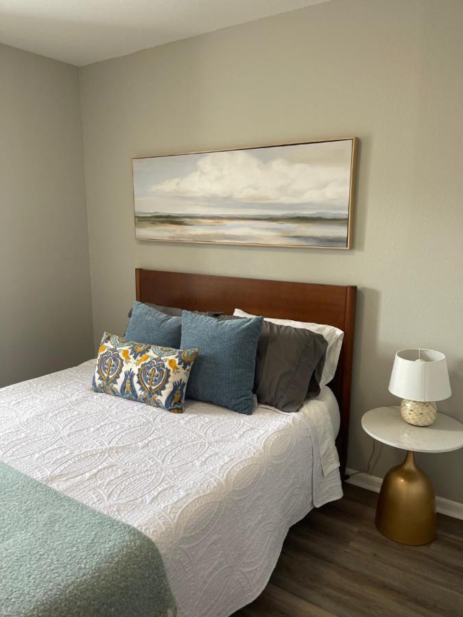 The Deannie Apt #6 - Simple And Homey 2Bd W/ Wifi Hamilton 外观 照片